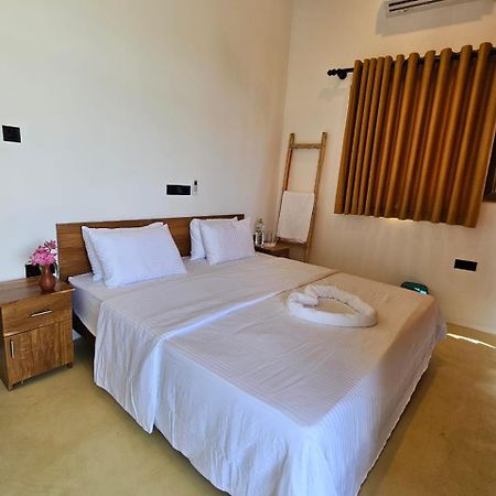 Muthu Sea View Hiriketiya Hotel Dickwella Exterior photo